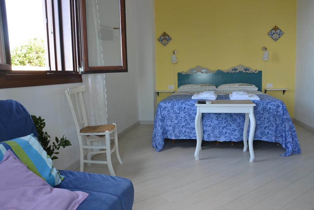 سكوبيلو B&B Talia الغرفة الصورة